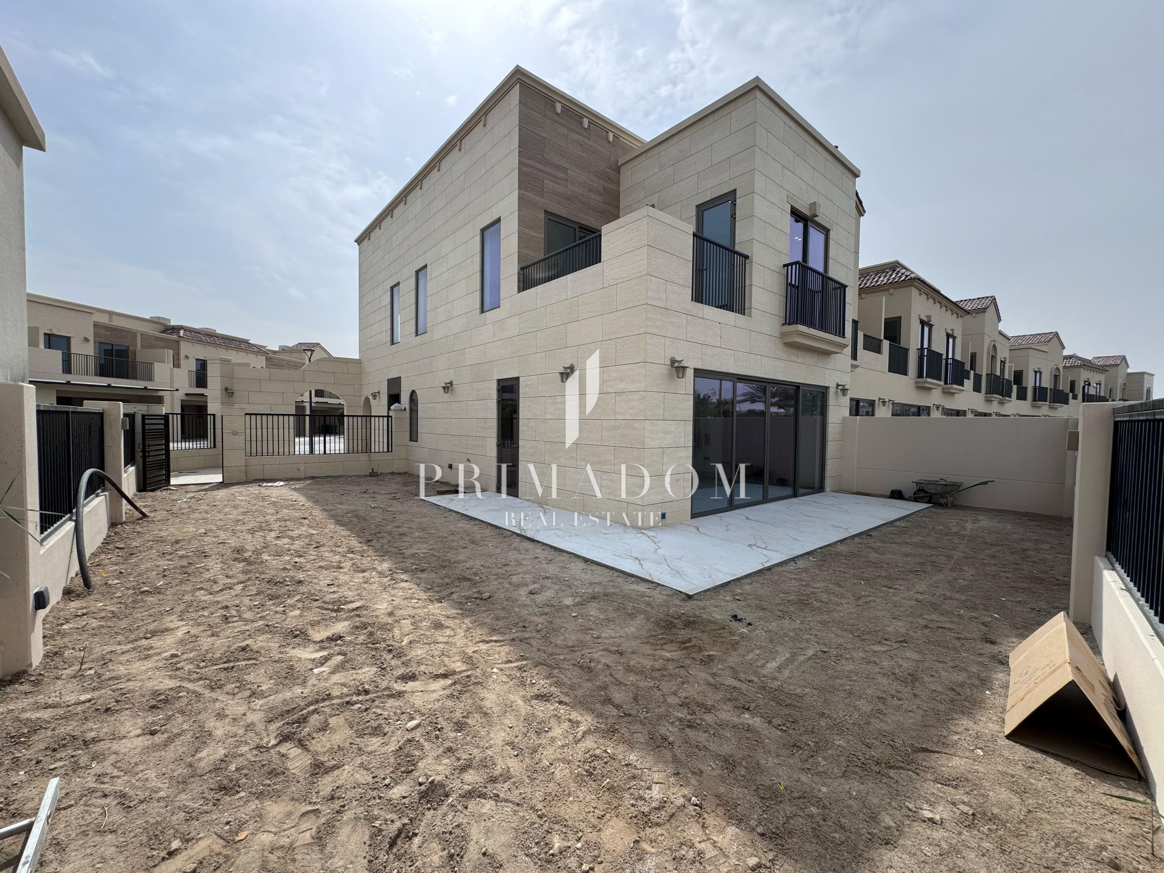 EXCLUSIVE VILLA | ELIE SAAB | EXTENDED PLOT CORNER image