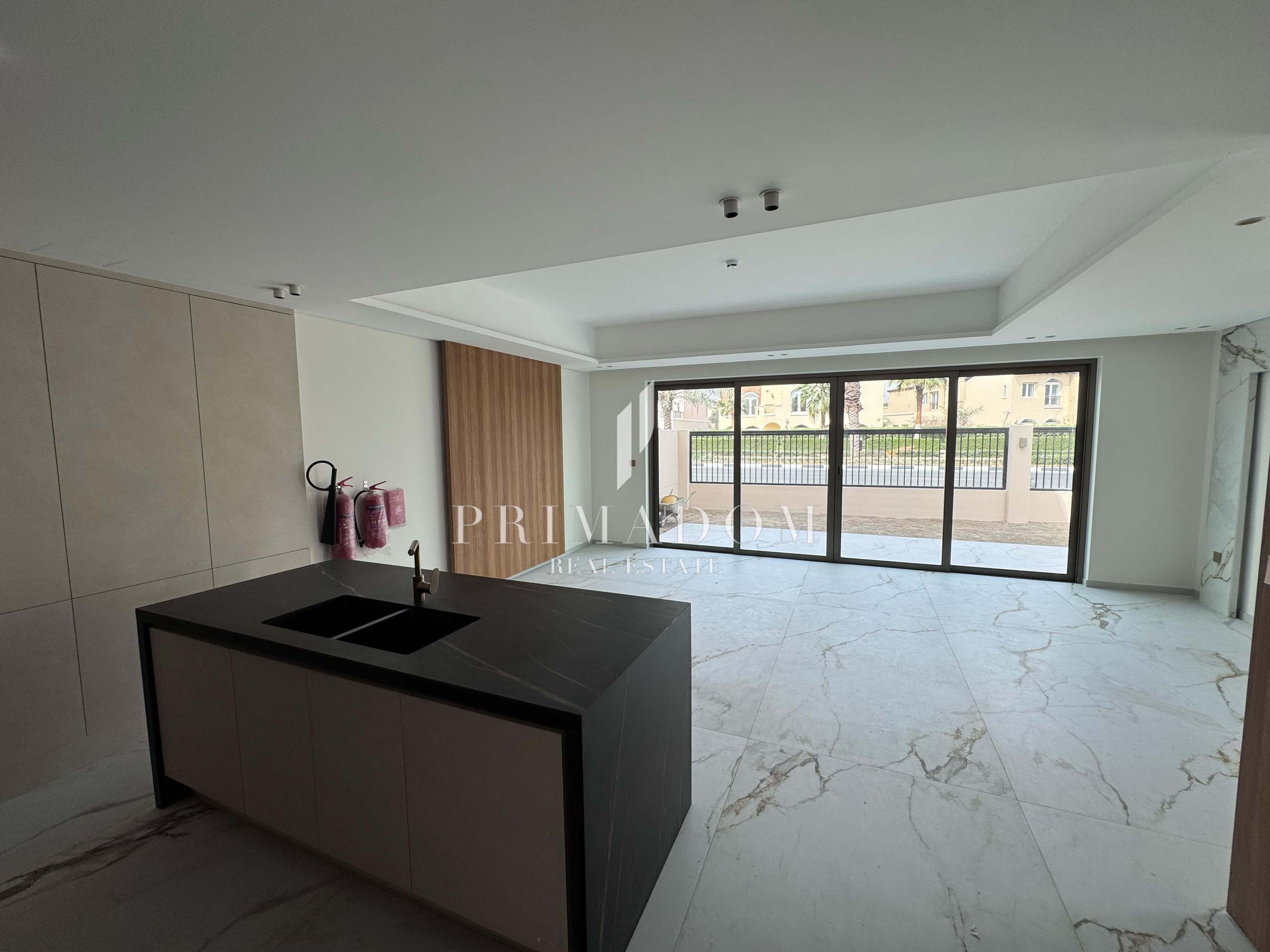 EXCLUSIVE VILLA | ELIE SAAB | EXTENDED PLOT CORNER image 11