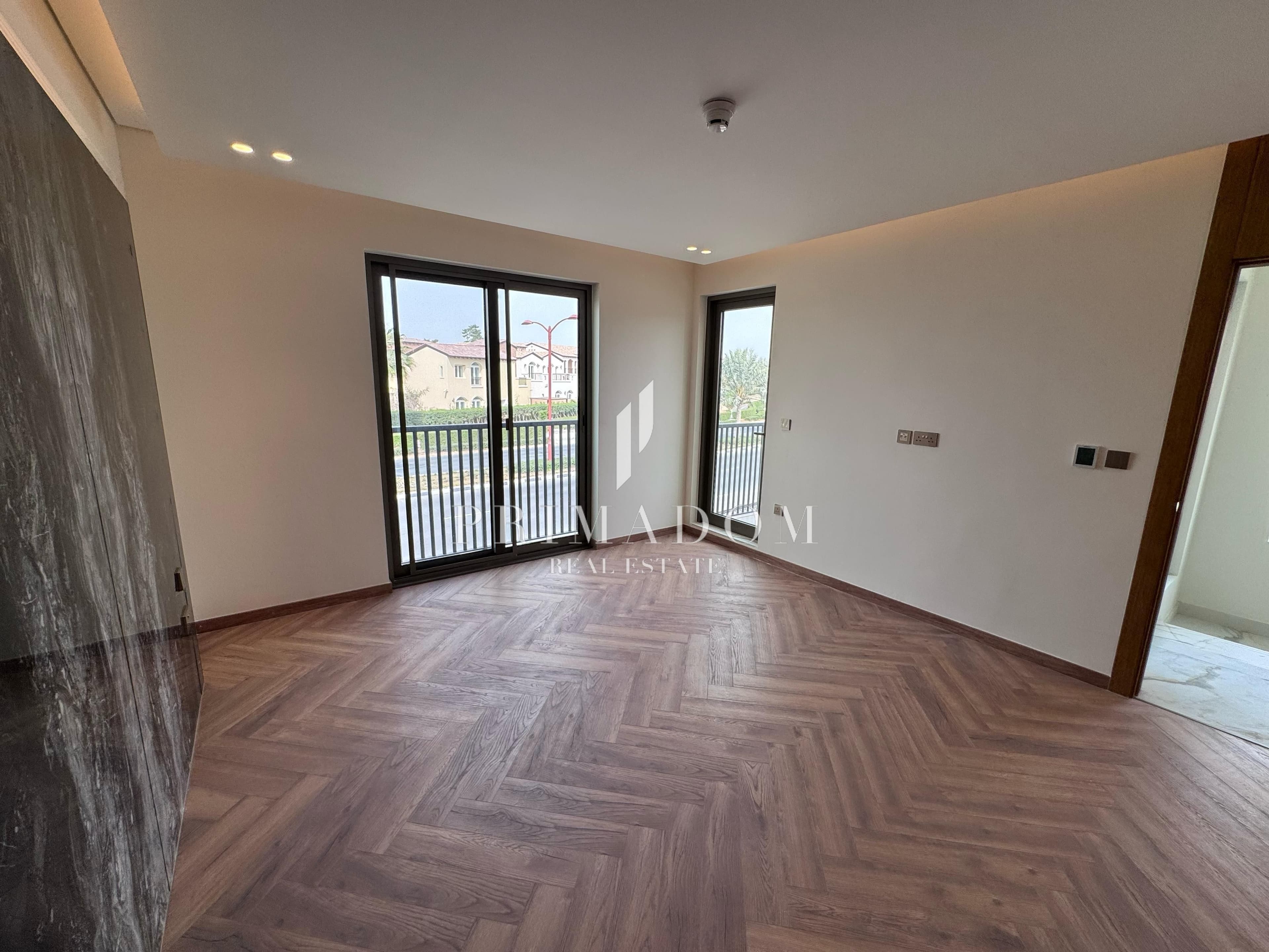 EXCLUSIVE VILLA | ELIE SAAB | EXTENDED PLOT CORNER image 2